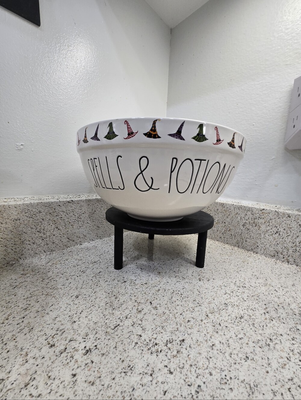 New 10 In.Rae Dunn 2019 SPELLS & POTIONS Ceramic Mixing Bowl Halloween Witches
